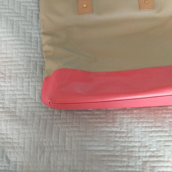 Tory Burch Tote - Picture 7 of 7